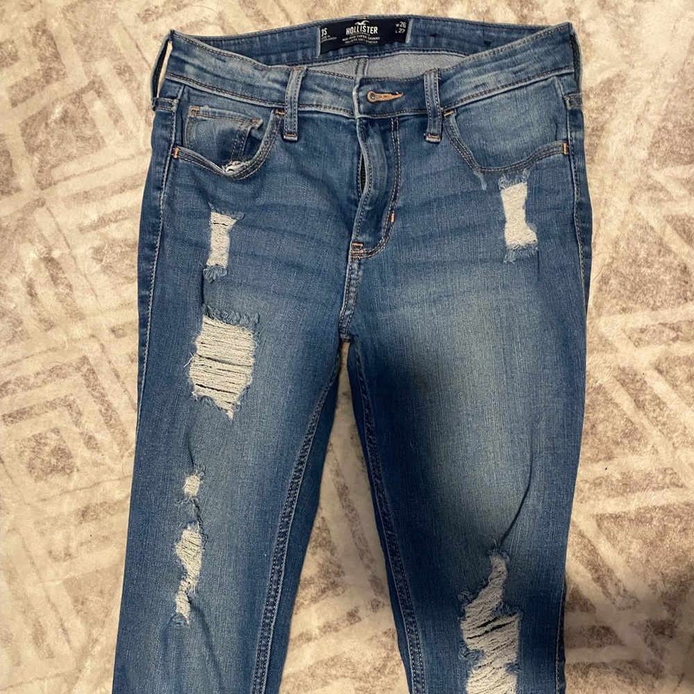 Hollister Mid Rise Skinny Jeans